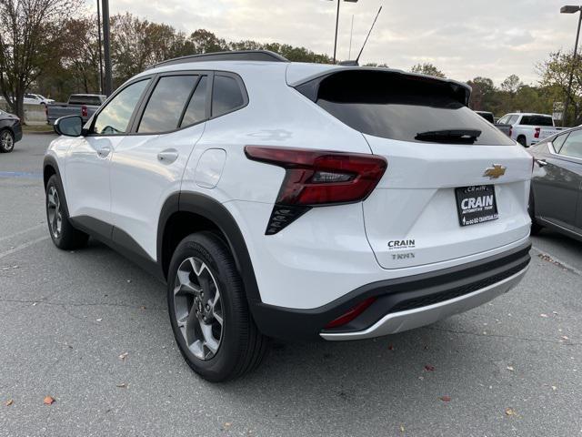 new 2025 Chevrolet Trax car, priced at $25,584