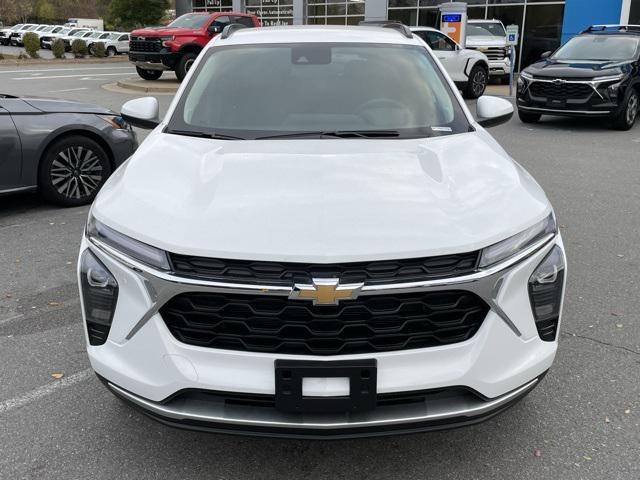 new 2025 Chevrolet Trax car, priced at $25,584