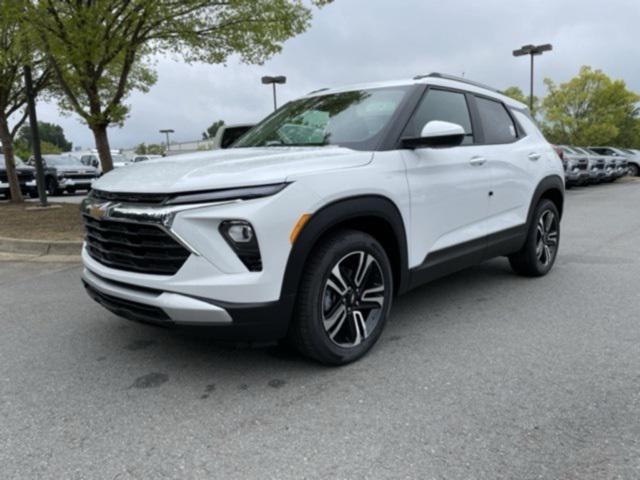 new 2026 Chevrolet TrailBlazer car, priced at $27,075