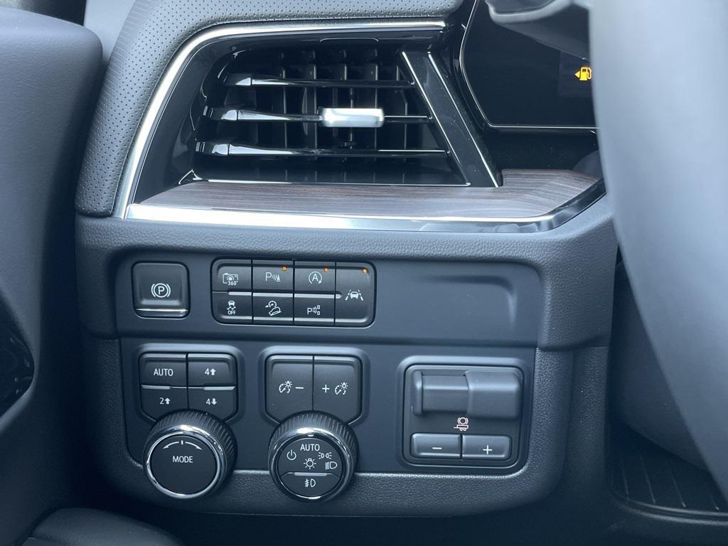 new 2026 Chevrolet Suburban car, priced at $85,985