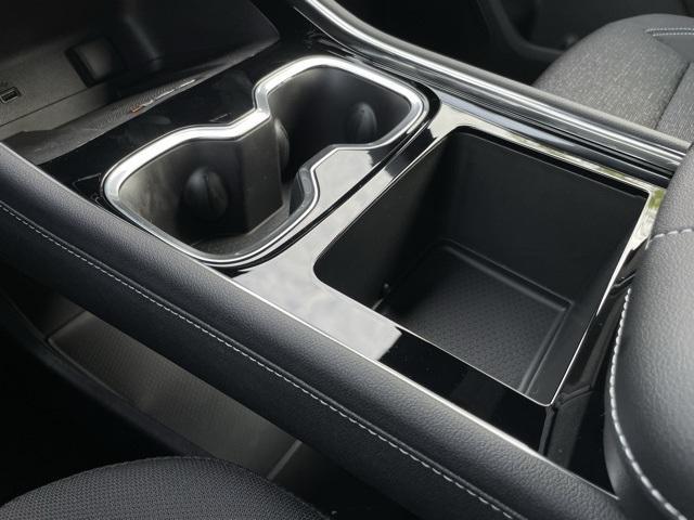 new 2025 Chevrolet Traverse car, priced at $42,635
