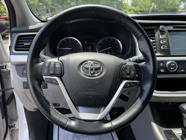 used 2018 Toyota Highlander car, priced at $24,595