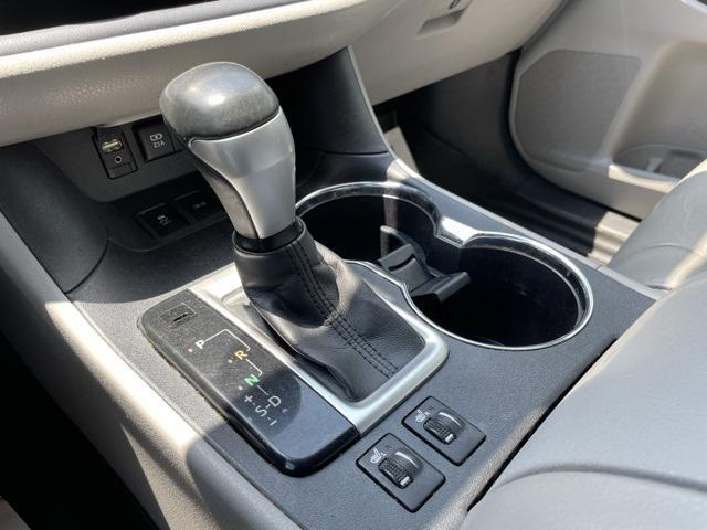 used 2018 Toyota Highlander car, priced at $24,595