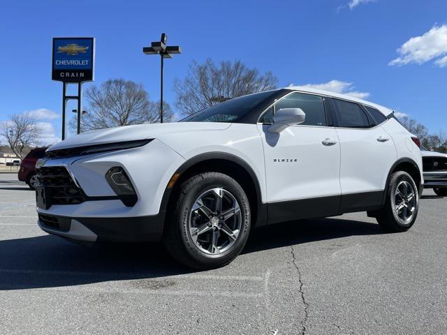 new 2025 Chevrolet Blazer car, priced at $36,965