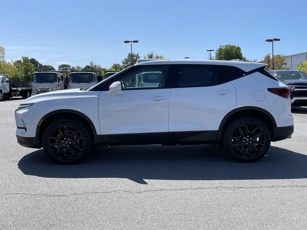 new 2025 Chevrolet Blazer car, priced at $36,590
