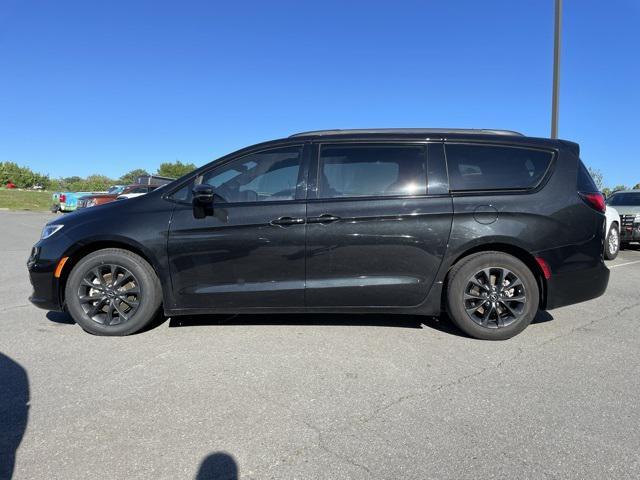 used 2021 Chrysler Pacifica car, priced at $23,994
