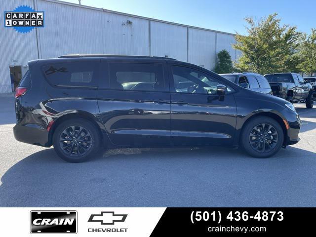 used 2021 Chrysler Pacifica car, priced at $22,427