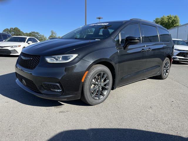 used 2021 Chrysler Pacifica car, priced at $23,994
