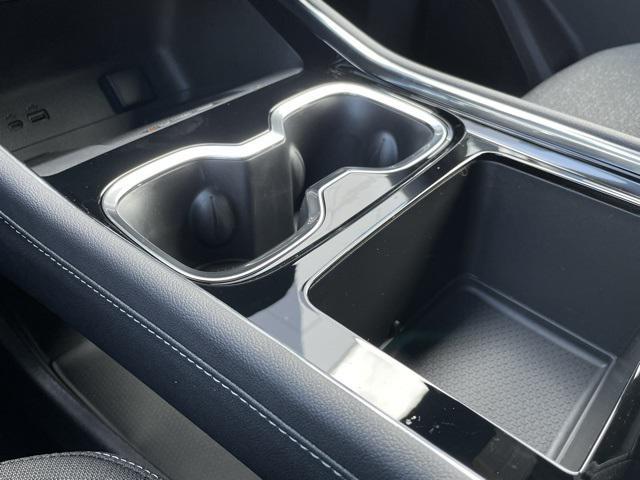 new 2025 Chevrolet Traverse car, priced at $42,110