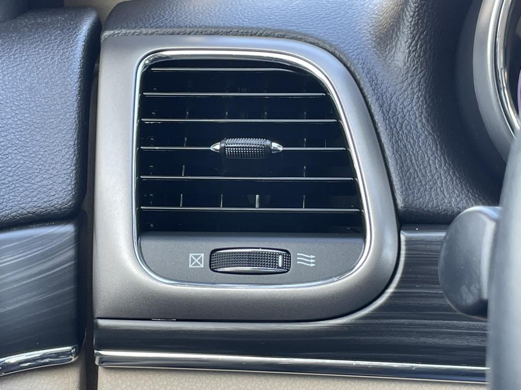 used 2019 Jeep Grand Cherokee car, priced at $18,993