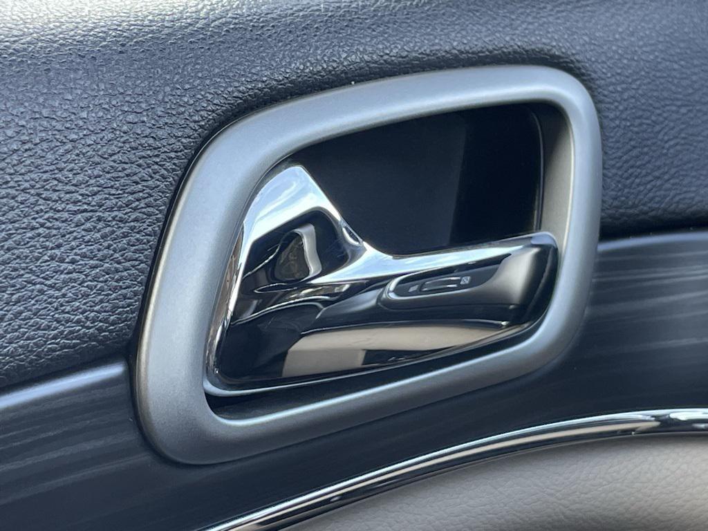 used 2019 Jeep Grand Cherokee car, priced at $18,993