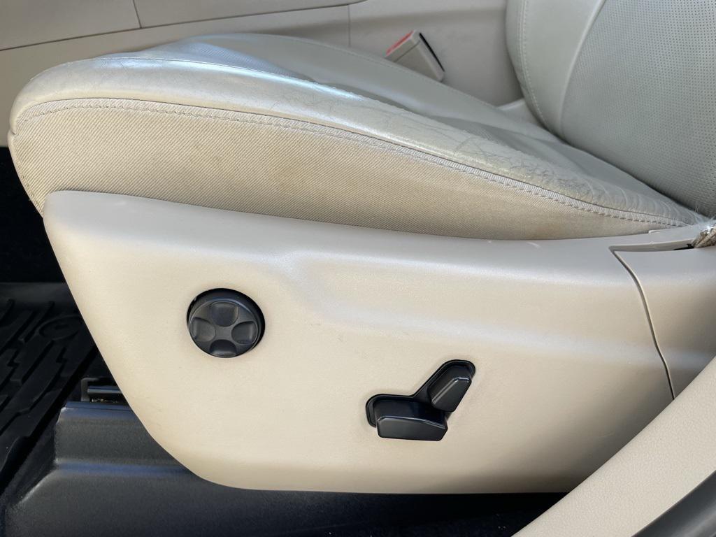 used 2019 Jeep Grand Cherokee car, priced at $18,993