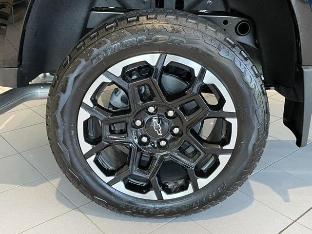 new 2026 Chevrolet Colorado car, priced at $48,305