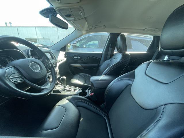 used 2019 Jeep Cherokee car, priced at $17,109