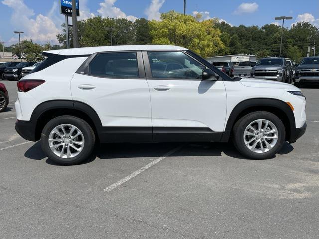 new 2026 Chevrolet TrailBlazer car, priced at $25,420