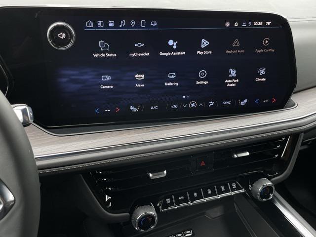 new 2025 Chevrolet Suburban car, priced at $76,825