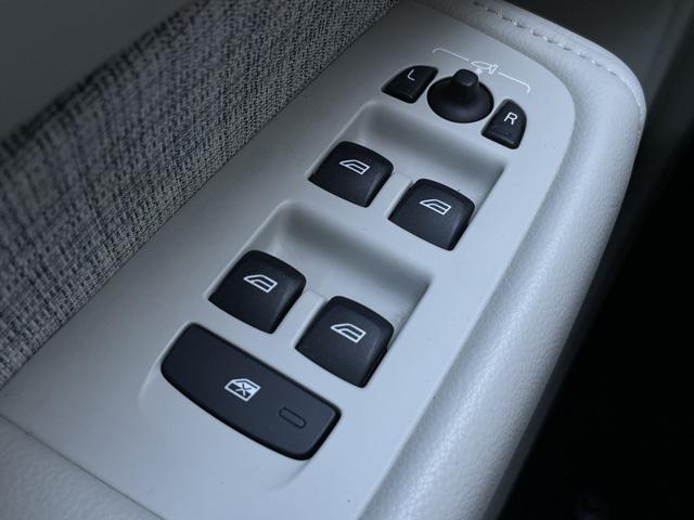 used 2022 Volvo XC60 car, priced at $30,229