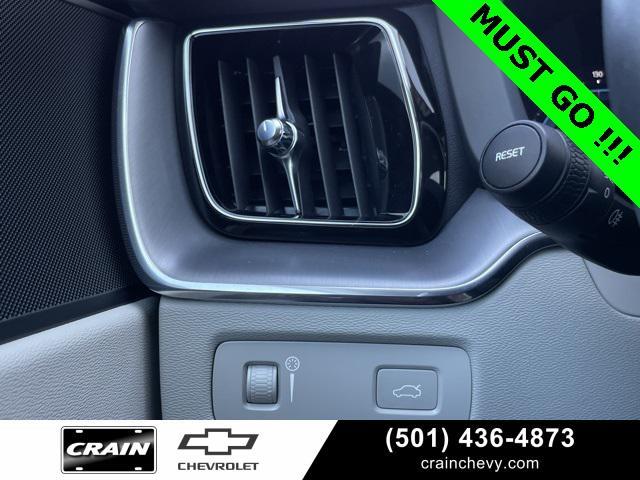 used 2022 Volvo XC60 car, priced at $27,999