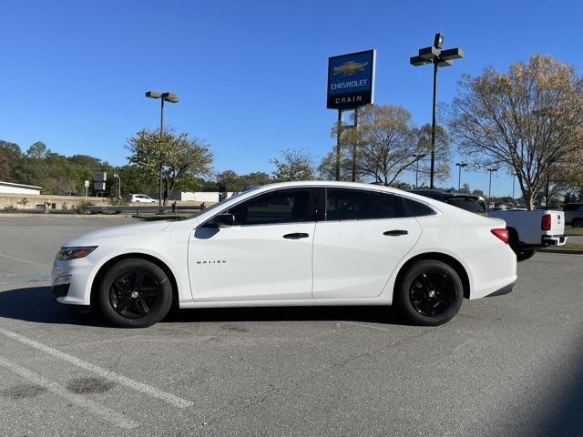 new 2025 Chevrolet Malibu car, priced at $26,066