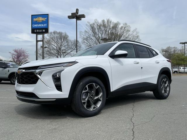 new 2025 Chevrolet Trax car, priced at $25,025