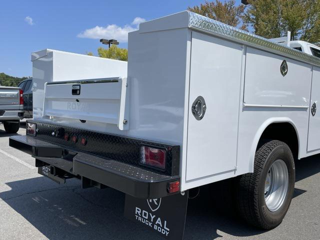 new 2025 Chevrolet Silverado 3500 car, priced at $76,913