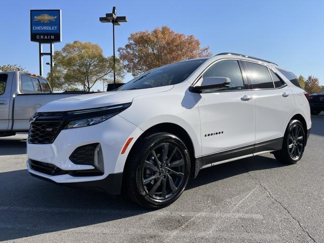 new 2024 Chevrolet Equinox car, priced at $32,224