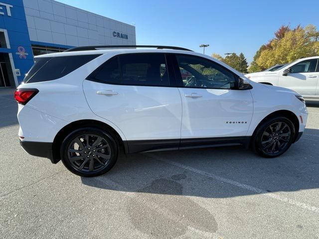 new 2024 Chevrolet Equinox car, priced at $32,224