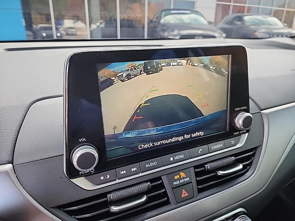 used 2023 Nissan Altima car, priced at $21,999