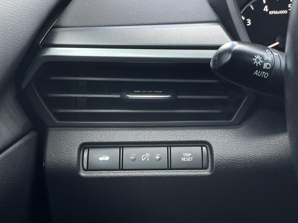 used 2023 Nissan Altima car, priced at $21,999