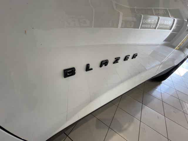 new 2024 Chevrolet Blazer car, priced at $36,177