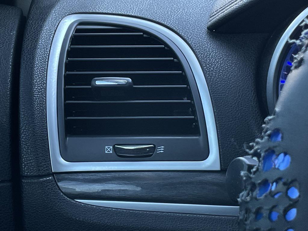 used 2022 Chrysler 300 car, priced at $19,787