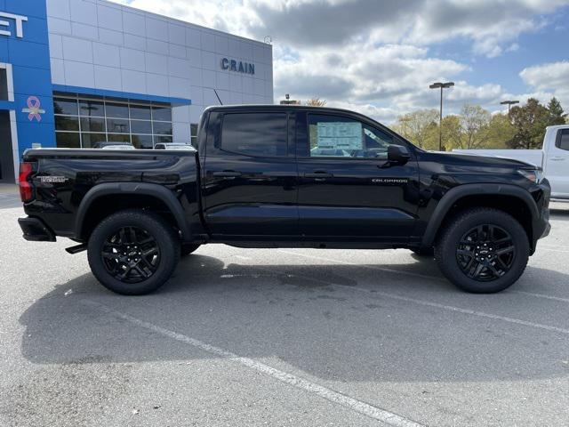 new 2024 Chevrolet Colorado car, priced at $39,410