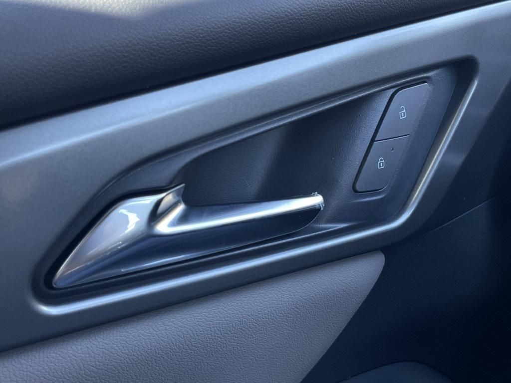 new 2026 Chevrolet Traverse car, priced at $42,790