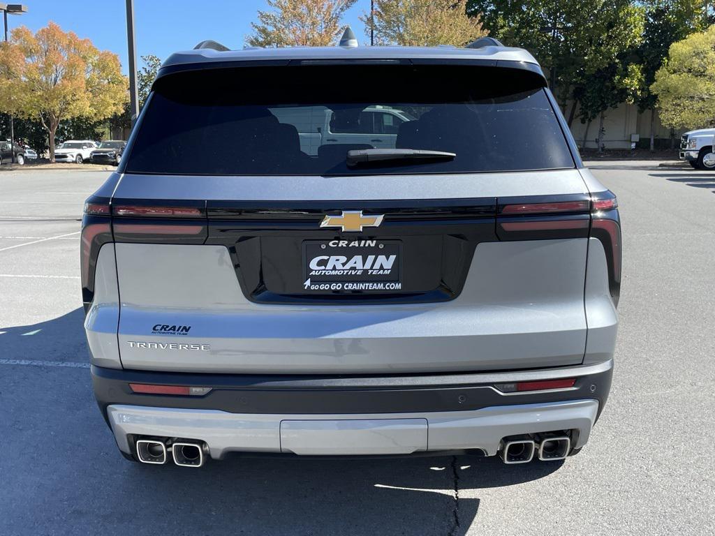 new 2026 Chevrolet Traverse car, priced at $42,790