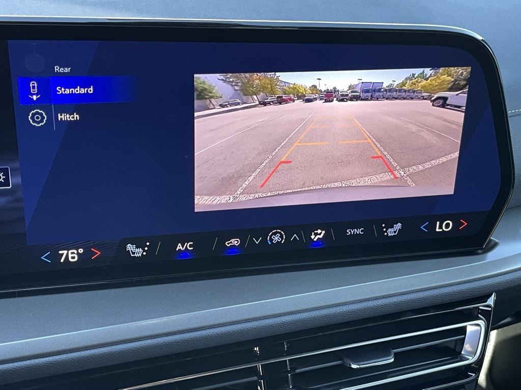 new 2026 Chevrolet Traverse car, priced at $42,790