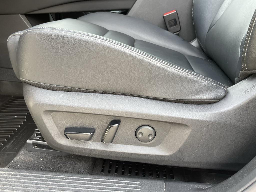 used 2023 Nissan Rogue car, priced at $26,887