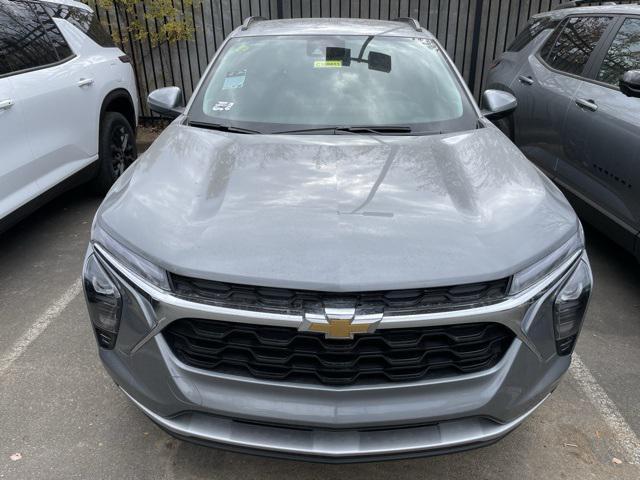 new 2025 Chevrolet Trax car, priced at $25,851