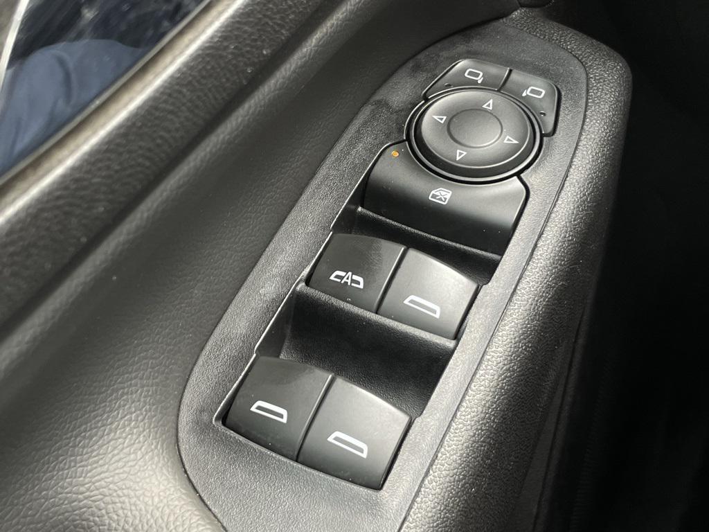 used 2020 Chevrolet Equinox car, priced at $17,299