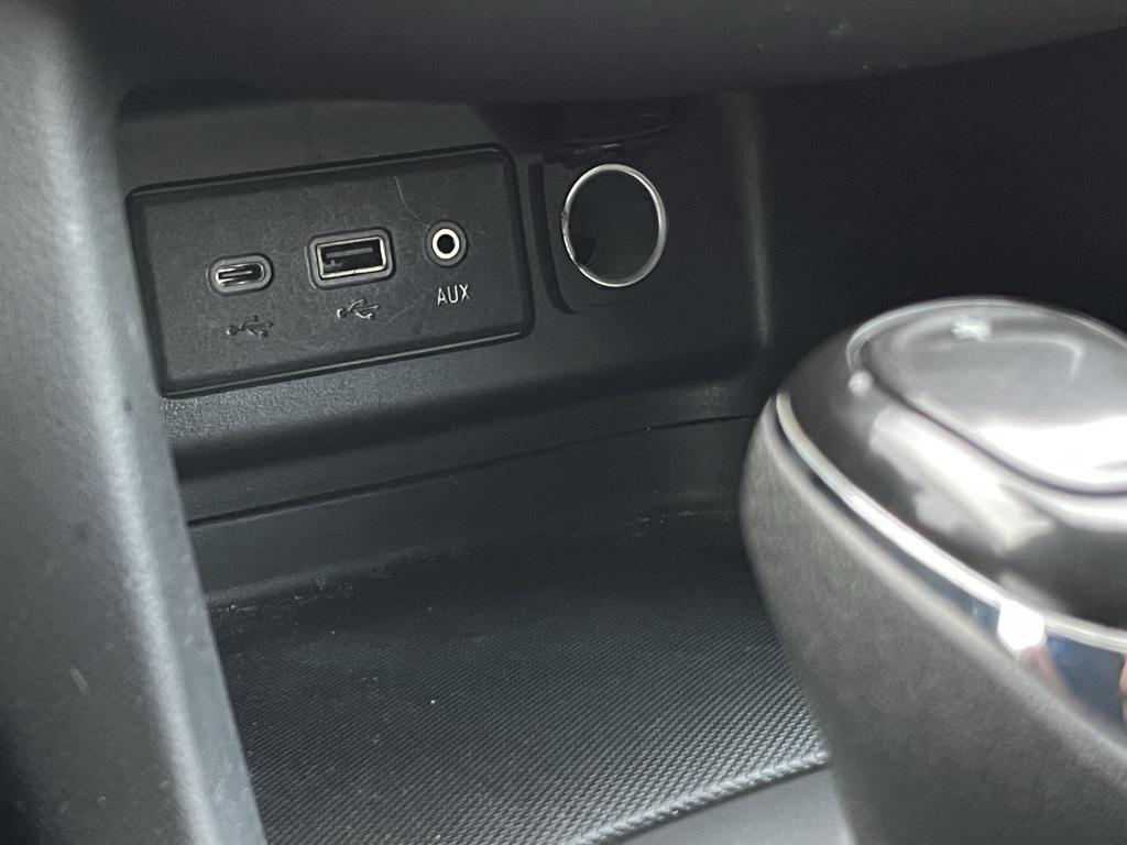 used 2020 Chevrolet Equinox car, priced at $17,299