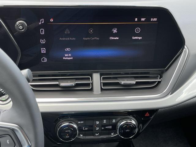 new 2025 Chevrolet Trax car, priced at $25,525