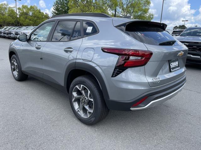 new 2025 Chevrolet Trax car, priced at $25,525