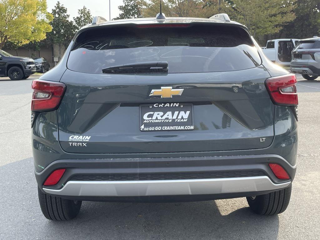 new 2025 Chevrolet Trax car, priced at $25,525