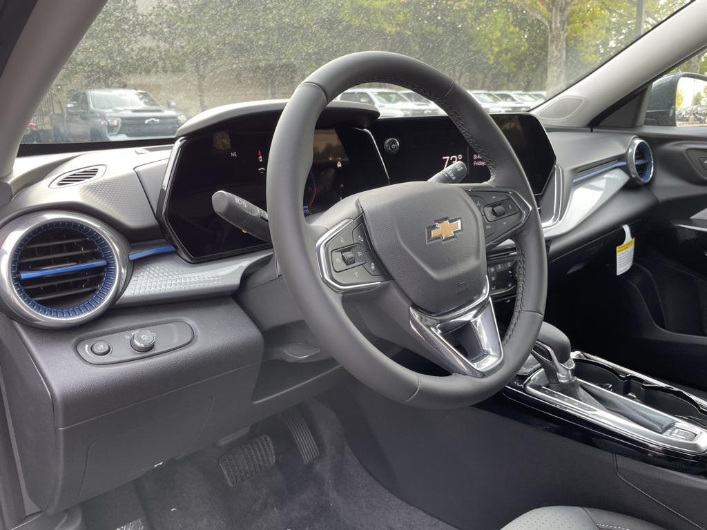 new 2025 Chevrolet Trax car, priced at $25,525