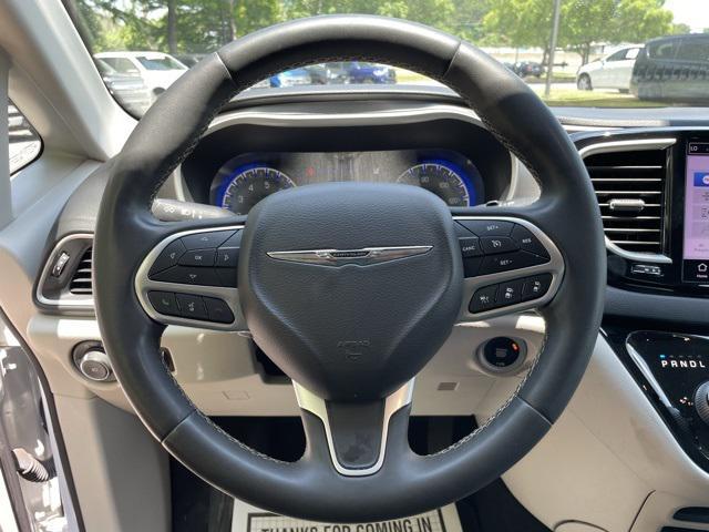 used 2022 Chrysler Pacifica car, priced at $22,201