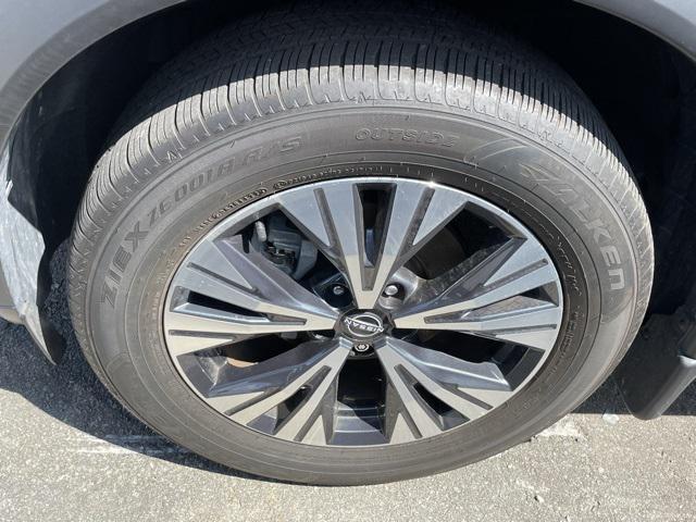 used 2023 Nissan Rogue car, priced at $25,371