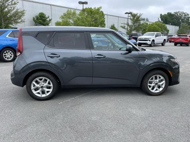 used 2022 Kia Soul car, priced at $15,500