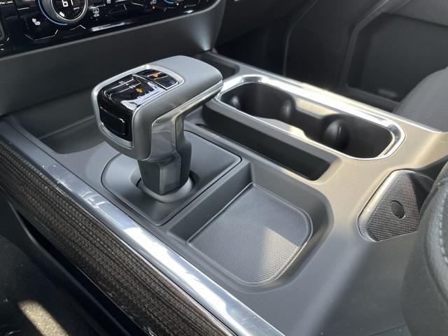 new 2025 Chevrolet Silverado 1500 car, priced at $50,600