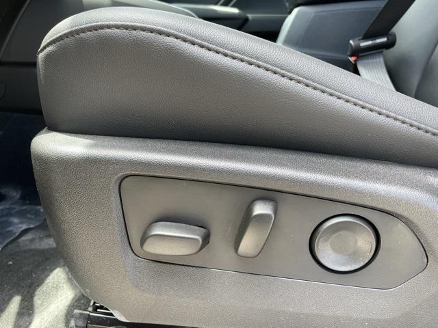 new 2025 Chevrolet Colorado car, priced at $43,232