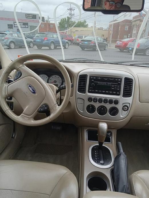 used 2006 Ford Escape car, priced at $4,999