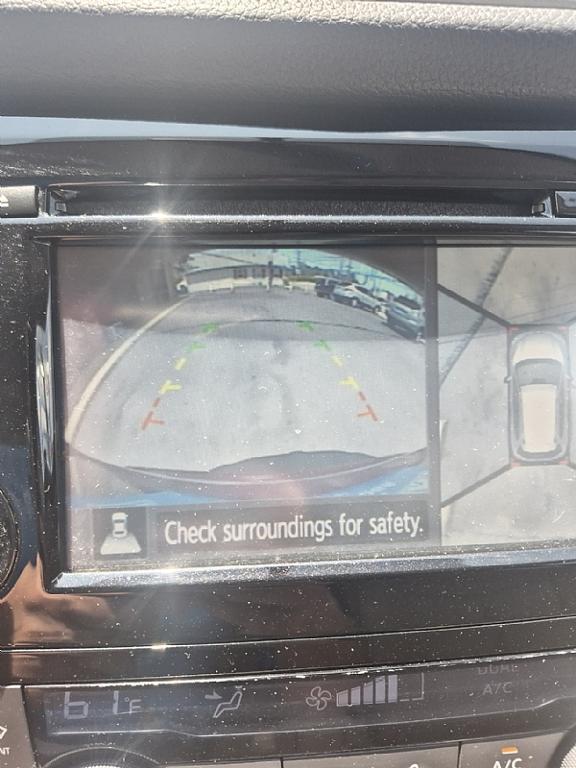 used 2014 Nissan Rogue car